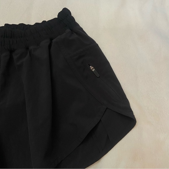 Lululemon Tracker Short IV Black 2015 - Picture 10 of 14